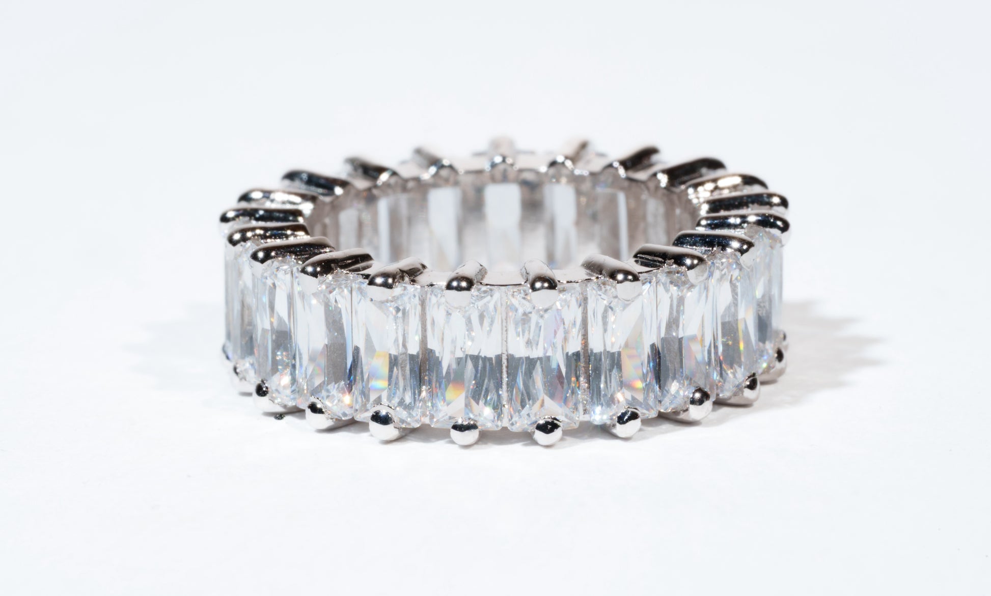 Frost Loop Ring