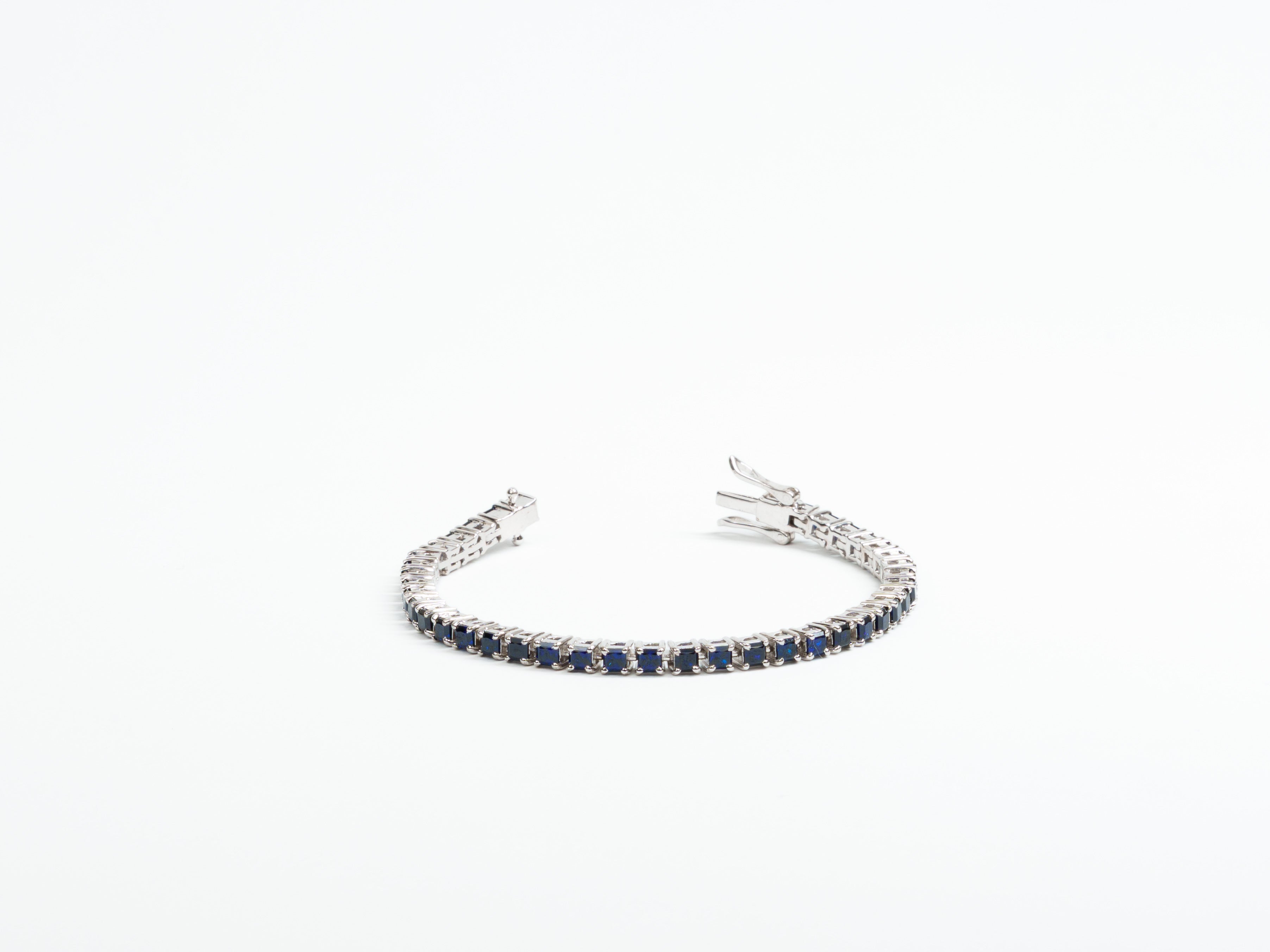 Sapphire Breeze Bracelet